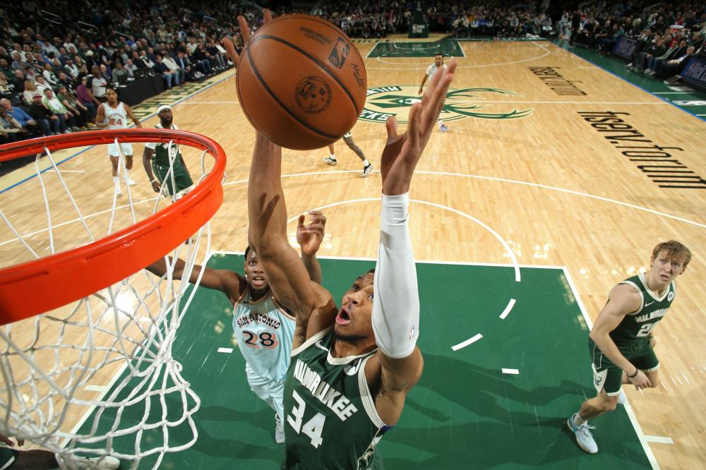 多纳鲁马在 多纳鲁马在